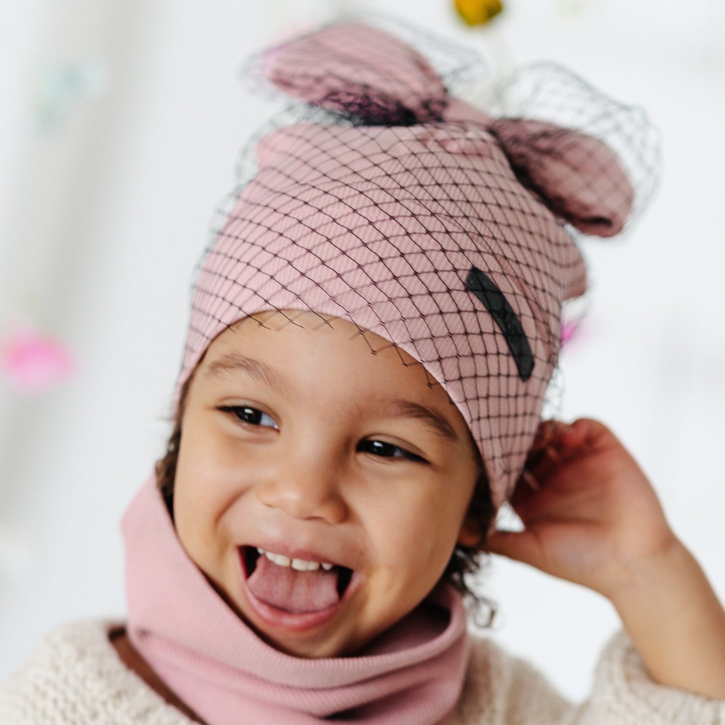 Extremely stylish girl doublelayered beanie FASHIONISTA powder with a black tulle
