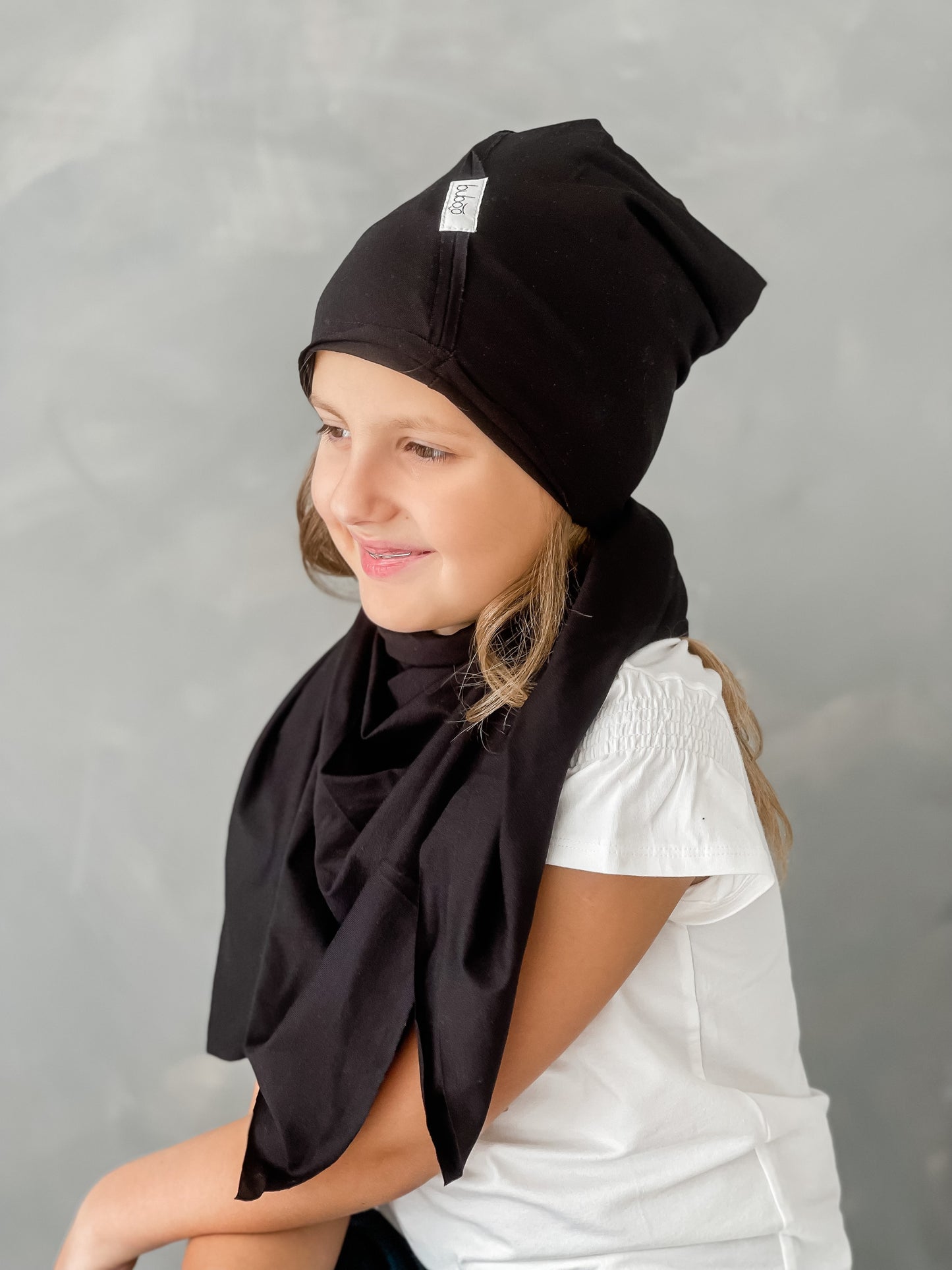 Scarf TRENDY black