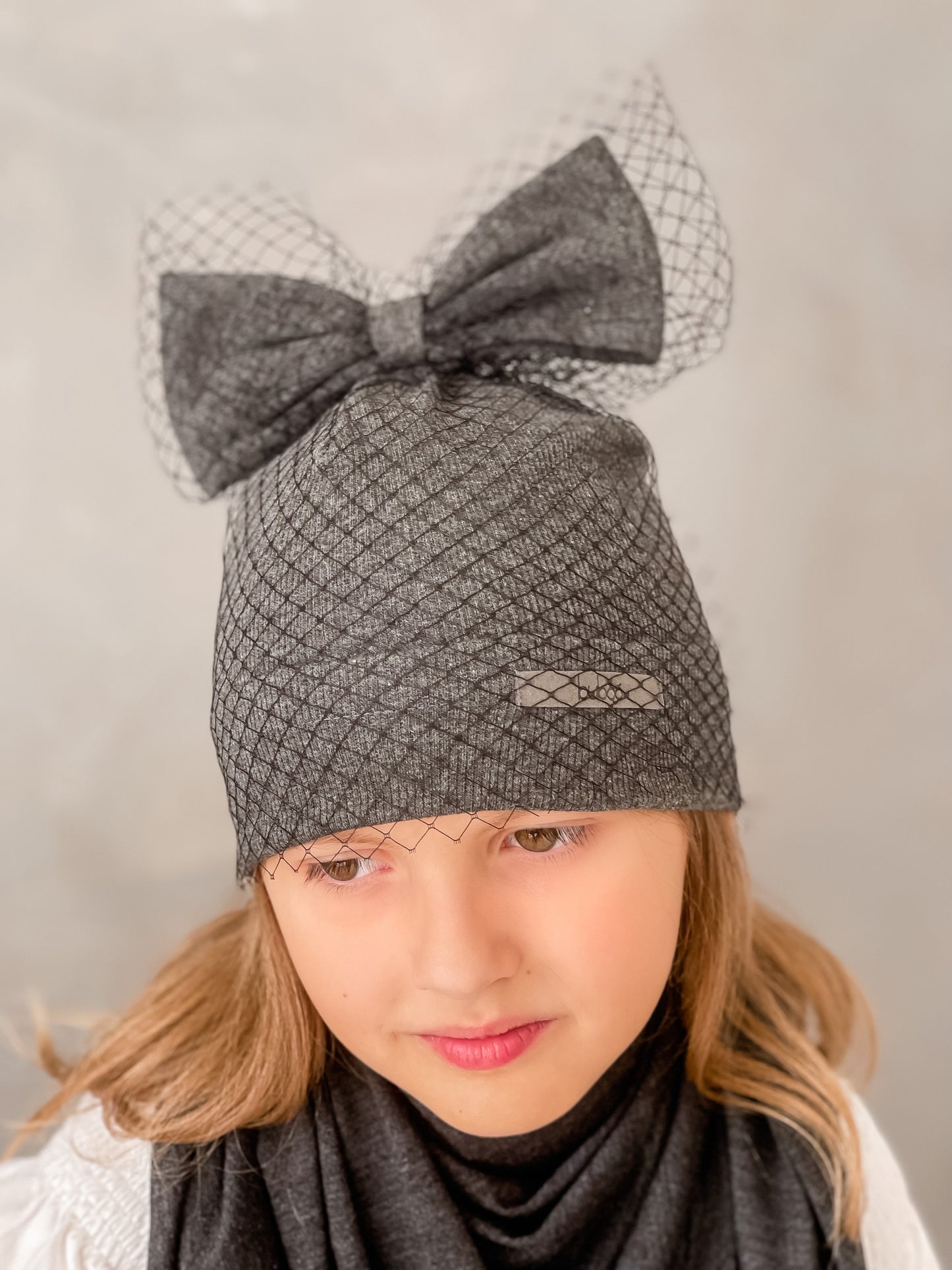 Extremely stylish girl doublelayered beanie with a tulle FASHIONISTA dark grey
