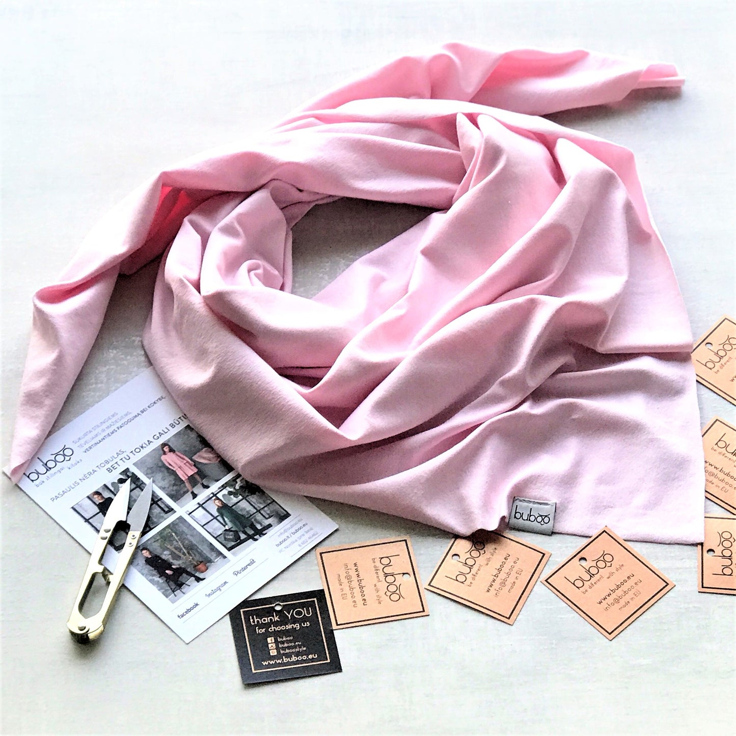 Scarf TRENDY powder