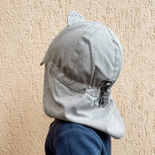 BEAR summer kids beanie with spout  laces and neck protection (100% cotton) - light grey