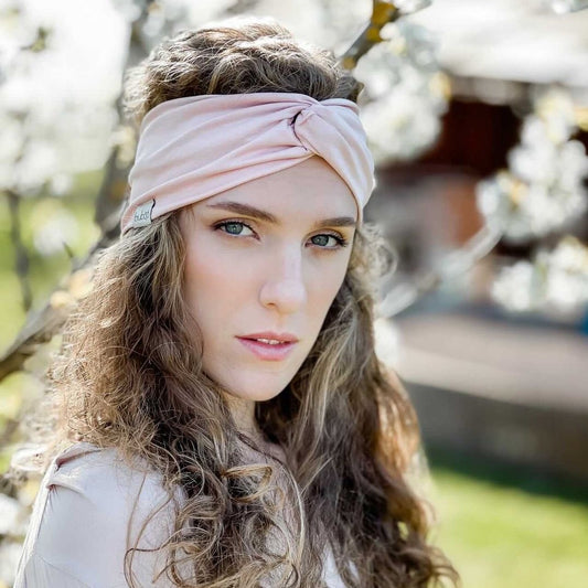 Stylish woman headband KNOT  powder