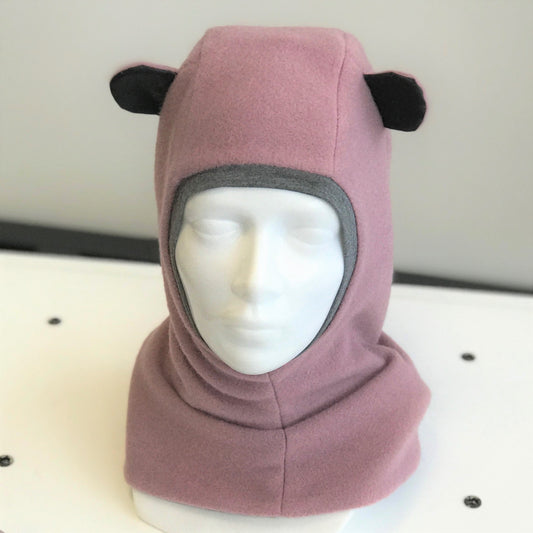 Stilingas patogus HELMET rudeninis žieminis moheros vaikiškas šalmukas su ausytėm Pelenų Rožė