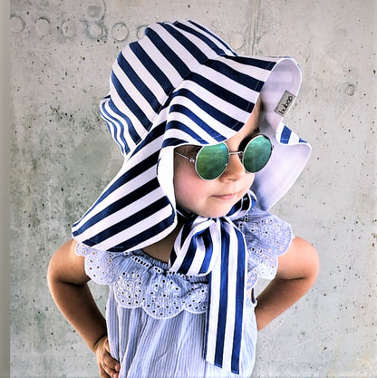Impressive kids double-sided cotton-linen/viscose HAT with ribbons Striped