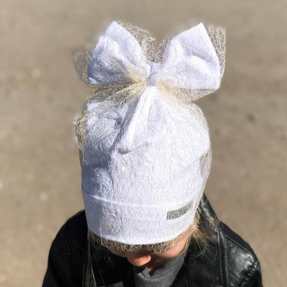 Extremely stylish girl beanie with a tulle FASHIONISTA white/golden
