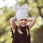 Extremely stylish girl beanie with a tulle FASHIONISTA white